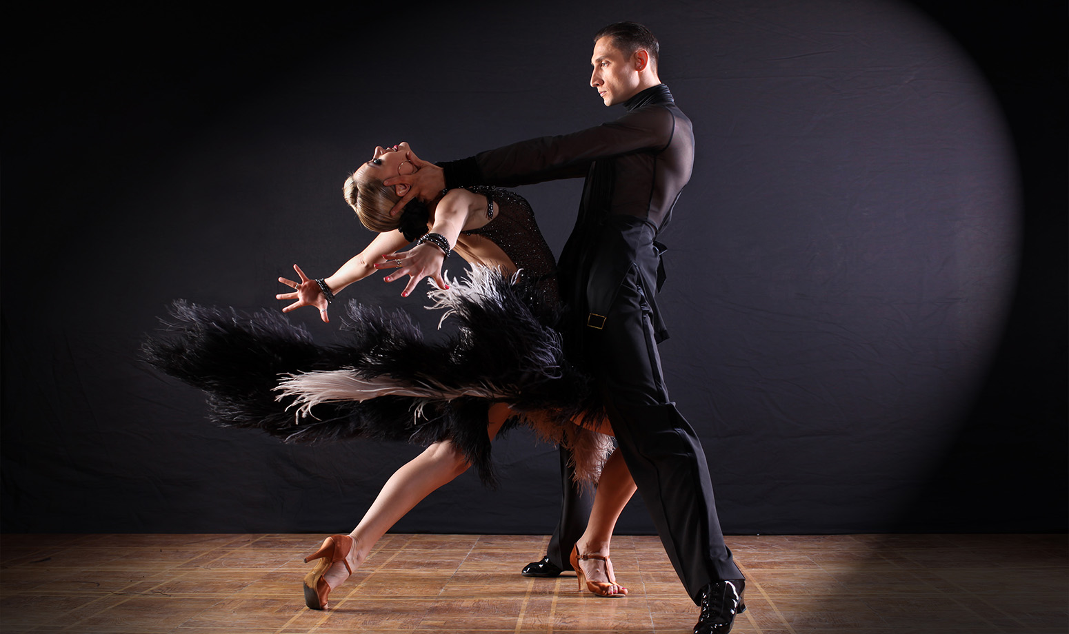 Bachata Kurs Köln Level 2 – Für Fortgeschrittene