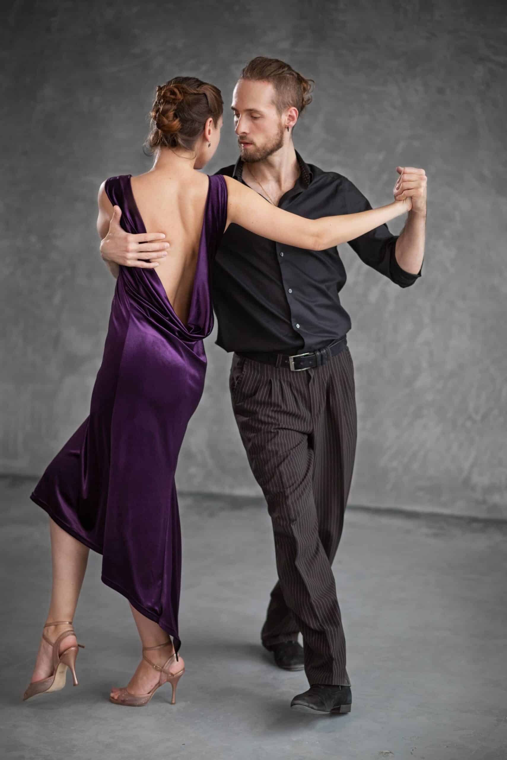Bachata vs. Salsa: Was ist der Unterschied?